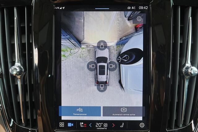 Volvo V90 T6 Recharge AWD Plus Bright - IntelliSafe Assist & Surround - 360º Camera - Harman/Kardon audio - Adaptieve LED koplampen - Verwarmde voorstoelen & stuur - Parkeersensoren voor & achter - Elektr. bedienb. voorstoelen met geheugen - 19' LMV