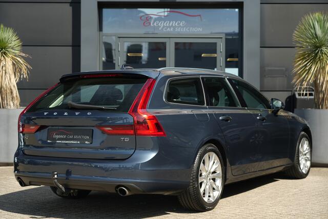 Volvo V90 2.0 T5 Momentum 255pk Panoramdak/Trekhaak/Navigatie