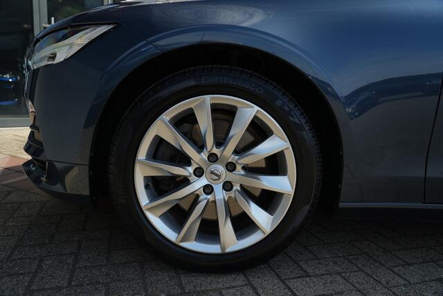 Volvo V90 2.0 T5 Momentum 255pk Panoramdak/Trekhaak/Navigatie