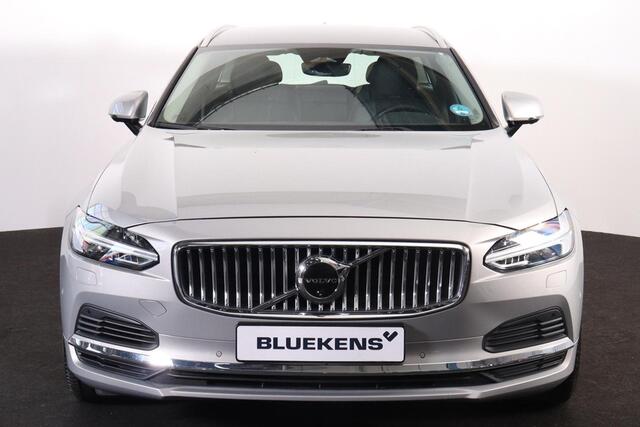 Volvo V90 T6 Recharge AWD Plus Bright - IntelliSafe Assist & Surround - 360º Camera - Harman/Kardon audio - Adaptieve LED koplampen - Verwarmde voorstoelen & stuur - Parkeersensoren voor & achter - Elektr. bedienb. voorstoelen met geheugen - 19' LMV