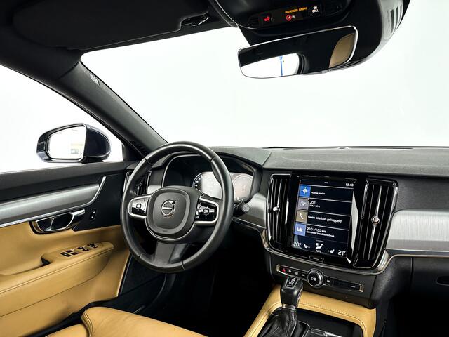 Volvo V90 T5 90th Anniversary Edition | Parkeercamera | Stoelverwarming | Cruise control | Trekhaak