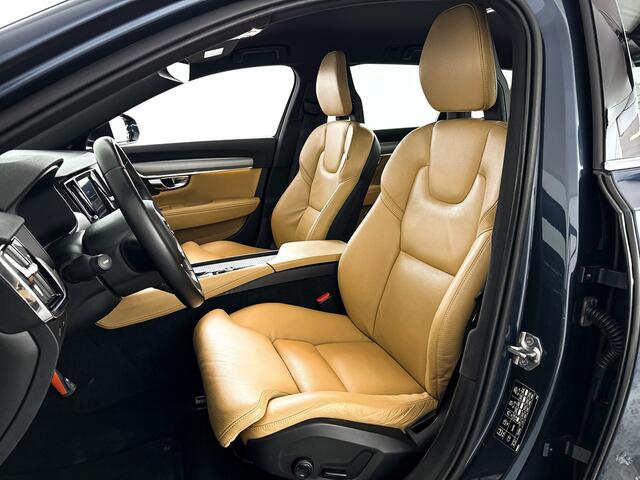 Volvo V90 T5 90th Anniversary Edition | Parkeercamera | Stoelverwarming | Cruise control | Trekhaak
