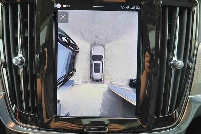 Volvo V90 T6 Recharge AWD Plus Bright - Panorama/schuifdak - IntelliSafe Assist & Surround - 360º Camera - Harman/Kardon audio - Verwarmde voorstoelen, stuur & achterbank - Parkeersensoren voor & achter - Elektr. bedienb. voorstoelen met geheugen - Head up display 
