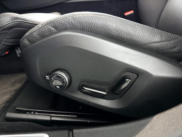 Volvo V90 T8 Plug-in hybrid AWD Ultra Dark | SOH 100% | Panoramadak | 360° camera | Harman Kardon | Head-up display | Stoel- en Stuurverwarming | Trekhaak
