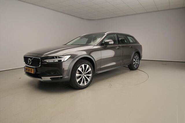 Volvo V90 Cross Country 2.0 B5 AWD Pro | Trekhaak | Schuifdak | Stoelverwarming v+a | LED | HUD
