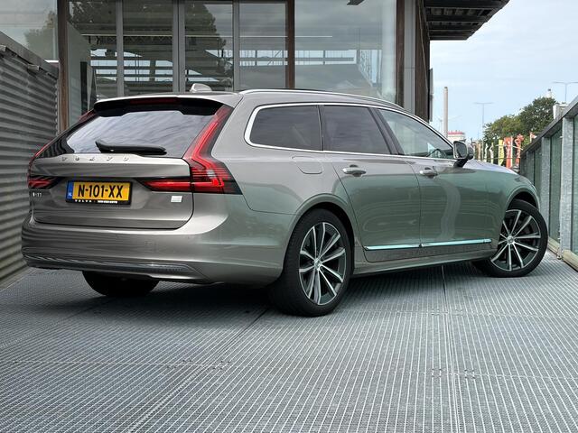 Volvo V90 2.0 T6 AWD Inscription PHEV, Automaat, Panoramadak, Luchtvering, Leder, Head-up display, Stoel- en stuurverwarming, Harman Kardon audio, Extra getinte ramen achter, Parkeerverwarming met timer