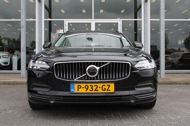 Volvo V90 B4 198PK Momentum Business | Adapt. Cruise | Trekhaak | Draadloze telefoonlader | Verw. Stoel & Stuurwiel | Leder |