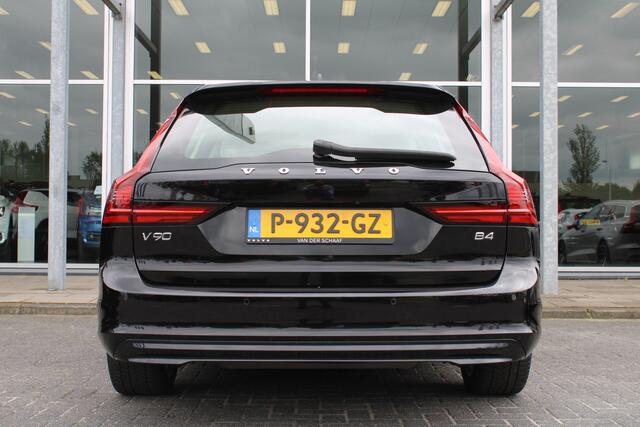 Volvo V90 B4 198PK Momentum Business | Adapt. Cruise | Trekhaak | Draadloze telefoonlader | Verw. Stoel & Stuurwiel | Leder |