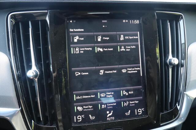 Volvo V90 2.0 T8 AWD Inscription | Adaptive cruise | Trekhaak elek wegklapbaar | Head-up Display