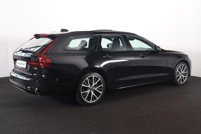Volvo V90 T8 Recharge AWD Ultra Dark - Luchtvering - Panorama/schuifdak - IntelliSafe Assist & Surround - 360º Camera - Bowers & Wilkins audio - Adaptieve LED koplampen - Verwarmde voorstoelen, stuur & achterbank - Parkeersensoren voor & achter - Elektr. bedienb. v