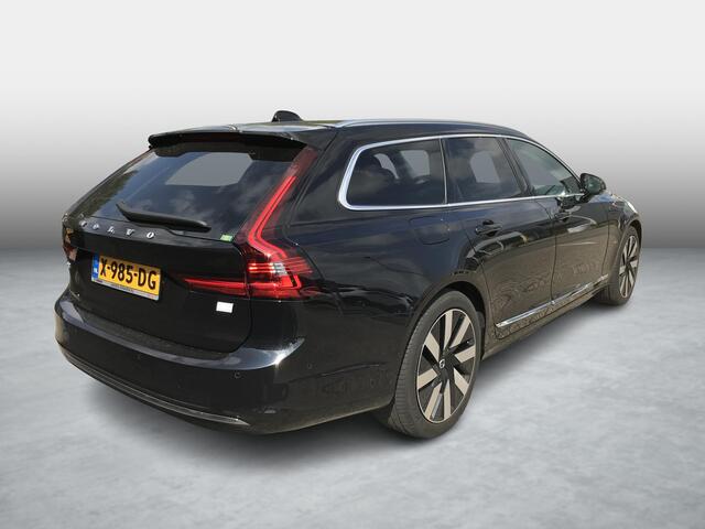 Volvo V90 2.0 T8 Plug-in hybrid AWD Plus Bright , Automaat, Trekhaak, Schuif-/Kanteldak, Harman Kardon, Adap.Cruise, 360 Camera, Stoel/Stuurverwarming, Apple Carplay, Clima, 19 Inch LMV, PDC, LKA