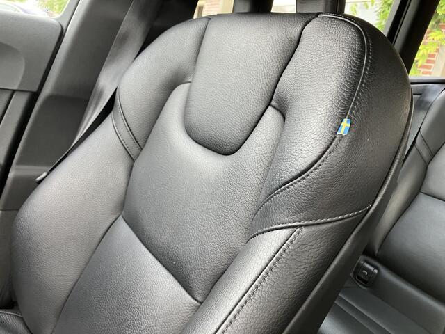 Volvo V90 2.0 D3 Momentum | LED | 18" | Org-NL | Dodehoekdetectie | Nette auto | Goed onderhouden |