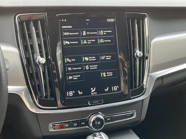 Volvo V90 2.0 D3 Momentum | LED | 18" | Org-NL | Dodehoekdetectie | Nette auto | Goed onderhouden |