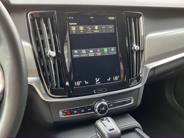 Volvo V90 2.0 D3 Momentum | LED | 18" | Org-NL | Dodehoekdetectie | Nette auto | Goed onderhouden |