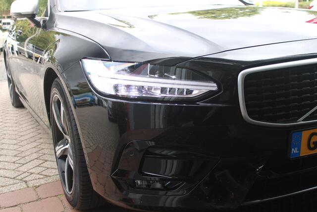 Volvo V90 2.0 T4 190PK R-Design | PANORAMISCH SCHUIF/KANTEL DAK | HARMAN KARDON PREMIUM AUDIO | ELEKTRSICHE VOORSTOELEN MET GEHEUGEN FUNCTIE | STOEL/STUUR VERWARMING | ACHTERBANK VERWARMING | HEAD-UP DISPLAY | MISTLAMPEN VOOR | KEYLESS ENTRY / START | APPLE CARPLAY