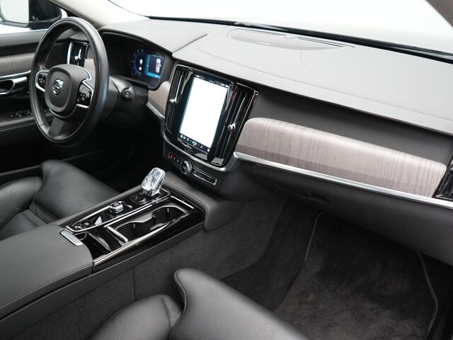 Volvo V90 T6 AWD Inscription PHEV 350pk Dealer O.H | Panodak | Adaptive Cruise | Camera | Harman / Kardon | Lederen Sportstoelen Memory & Verwarmd | Apple Carplay | BLIS | Keyless | Pilot Assist | Google Assistant & Maps | Virtual | Navigatie | DAB | 19"L.M | Plug