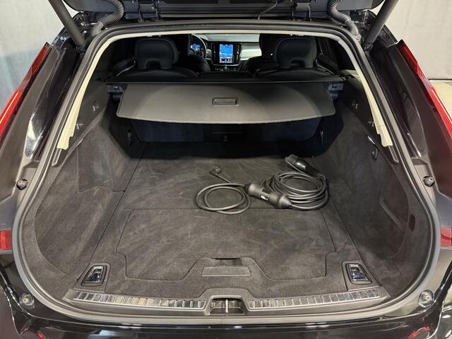 Volvo V90 2.0 T6 Plug-in hybrid AWD Plus Bright 19"/Leder + memory l + r/Stoel + stuurverwarmingAdaptieve cruise/Harman Kardon/Dodehoek/Elektrische klep/Keyless