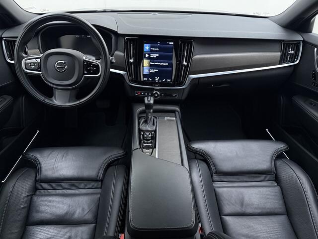 Volvo V90 Cross Country T5 251pk AWD Pro / Geventileerde stoelen / 360 graden camera / BLIS / Keyles entry / Trekhaak /