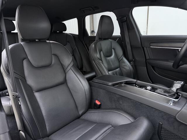 Volvo V90 Cross Country T5 251pk AWD Pro / Geventileerde stoelen / 360 graden camera / BLIS / Keyles entry / Trekhaak /