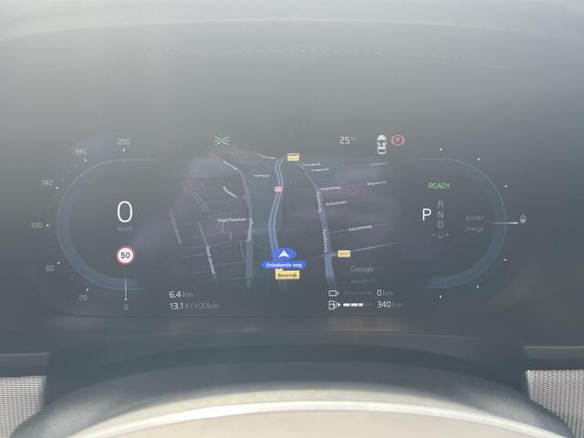 Volvo V90 2.0 T8 Plug-in hybrid AWD Ultimate Dark Volvo V90 2.0 T8 Recharge AWD Ultimate Dark / Pano. dak / Trekhaak / Harman kardon / Elek. verstelbare stoelen / Voor+achter+stuur verwarmd / Leder / Head-up display /