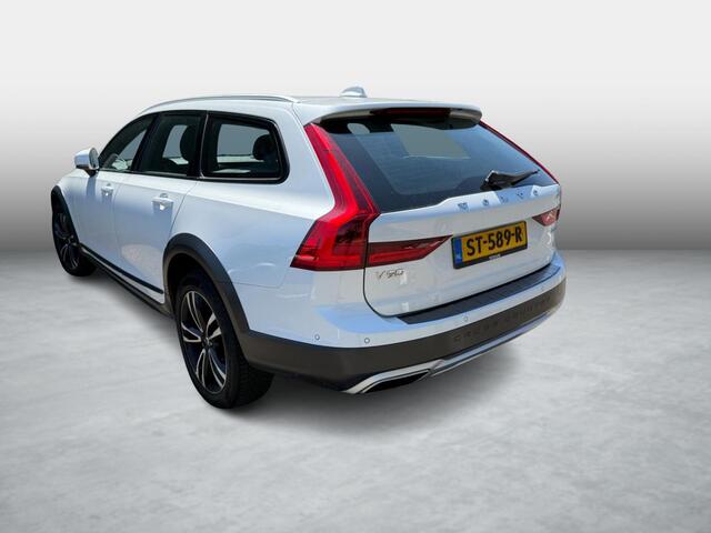 Volvo V90 Cross Country 2.0 T5 Pro | Trekhaak | Massagestoelen | Memoryseats | Apple CarPlay/Android Auto | Navigatie | Stoelverwarming | Stuurverwarming | DAB+ | Schuif/Kanteldak | Luchtvering | Head-up Display |