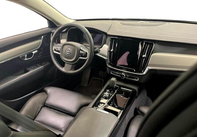 Volvo V90 2.0 T6 Plug-in hybrid AWD Plus Dark Trekhaak - Adaptieve Cruise Control - Harman Kardon - Stoelverwarming voor/achter - Full-LED Active High Beam koplampen - Pilot Assist -
