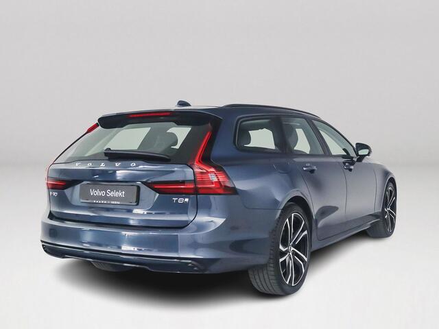 Volvo V90 T8 Plug-in hybrid AWD Ultra Dark | Panoramadak | 360° camera | Bowers & Wilkins | Luchtvering | Stoelventilatie | Stoel- en Stuurverwarming | Trekhaak