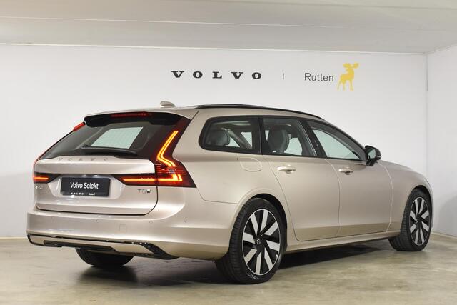 Volvo V90 T8 455PK Plug-in hybrid AWD Ultra Dark / Adaptive Cruise Control / Elektrisch panoramisch schuifdak / Head-up Display / Elektrische voorstoelen met geheugen / Trekhaak elektrisch uitklapbaar / Stuurverwarming / Stoelverwarming V+A / 360 Camera / Harman Kardon