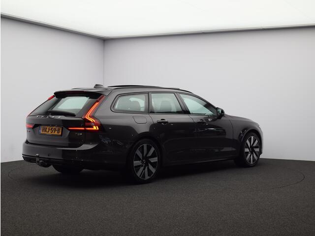 Volvo V90 T8 AWD Plug-in hybrid Ultra Dark / Trekhaak / Pan. dak / Head up displ. / Harman Kardon / Stoel+stuur+achterbankverwarming