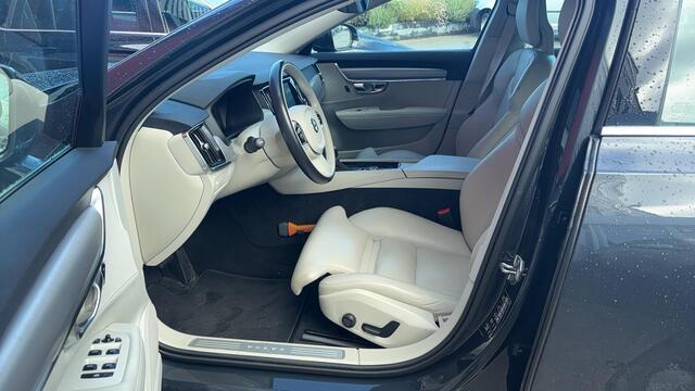Volvo V90 2.0 T5 90th Anniversary Edition CAMERA / CARPLAY / LEDER / STOELVERW / NAVI / CLIMA / PDC / BLUETOOTH / ACC / NL-AUTO