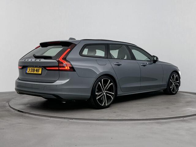 Volvo V90 2.0 B5 R-Design 251PK | Elektrische Trekhaak | Schuif-/Kanteldak | Harman Kardon Audio | 20'' Inch Velgen | Adaptieve Cruise Control | Apple CarPlay & Android Auto