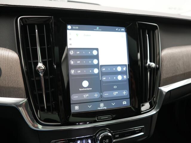 Volvo V90 T8 AWD Ultimate Bright LONG RANGE PHEV 350pk | Trekhaak Af Fabriek | Panodak | Adaptive Cruise | 360 Camera | Head Up | Lederen Sportstoelen Memory & Massage & Ventilatie | Bowers & Wilkins | Blis | Keyless | Stuur & Stoelen Verwarmd | Plug In Hybrid |