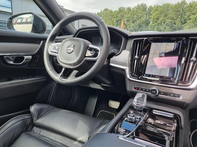 Volvo V90 2.0 T6 Plug-in hybrid AWD Ultra Dark LEER / PANORAMADAK / 19 INCH / HEAD-UP DISPLAY