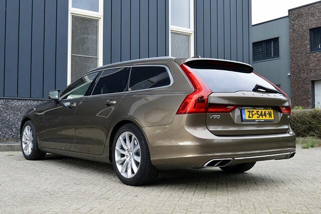 Volvo V90 2.0 T5 Momentum Rijklaarprijs-Garantie Panorama dak Trekhaak Led Apple/Android