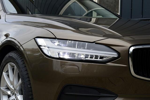 Volvo V90 2.0 T5 Momentum Rijklaarprijs-Garantie Panorama dak Trekhaak Led Apple/Android
