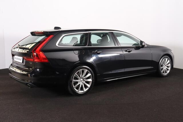 Volvo V90 2.0 T4 Momentum - IntelliSafe Assist & Surround - Adaptieve LED koplampen - Parkeercamera achter - Verwarmde voorstoelen & stuur - Parkeersensoren voor & achter - Elektr. bedienb. bestuurdersstoel met geheugen - Standkachel - 18' LMV – foto 5
