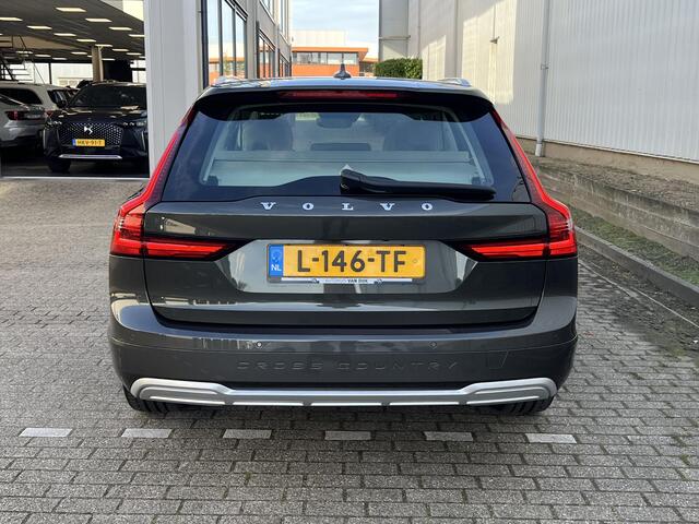 Volvo V90 Cross Country 2.0 B5 AWD Pro Bowers&Wilkins / Panoramadak / 21" / Comfort stoelen – foto 3