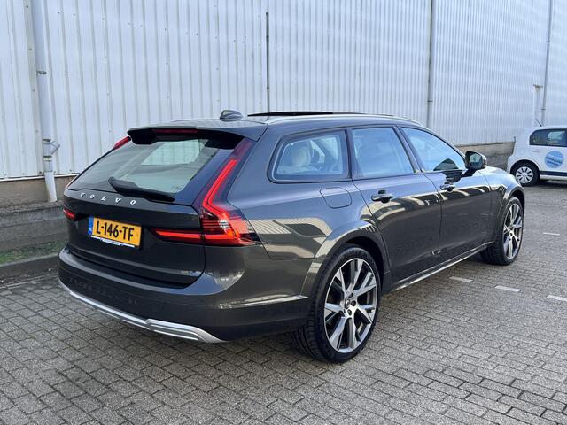 Volvo V90 Cross Country 2.0 B5 AWD Pro Bowers&Wilkins / Panoramadak / 21" / Comfort stoelen – foto 7