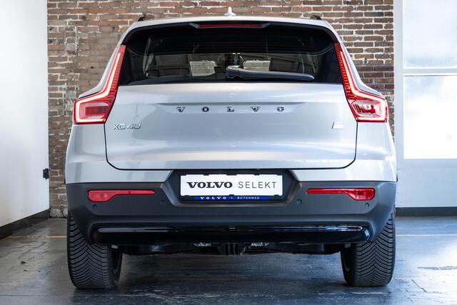 Volvo XC40 Single Motor Extended Range Plus 82 kWh | Stoel- en Stuurverwarming | Warmtepomp | Wegklapbare trekhaak | Elektrische Achterklep | Pilot Assist | Adaptieve Cruise Control | BLIS | Keyless Entry