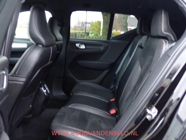 Volvo XC40 Recharge P8 AWD R-Design KEYLESS/TREKHAAK/CAMERA