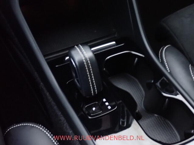 Volvo XC40 Recharge P8 AWD R-Design KEYLESS/TREKHAAK/CAMERA