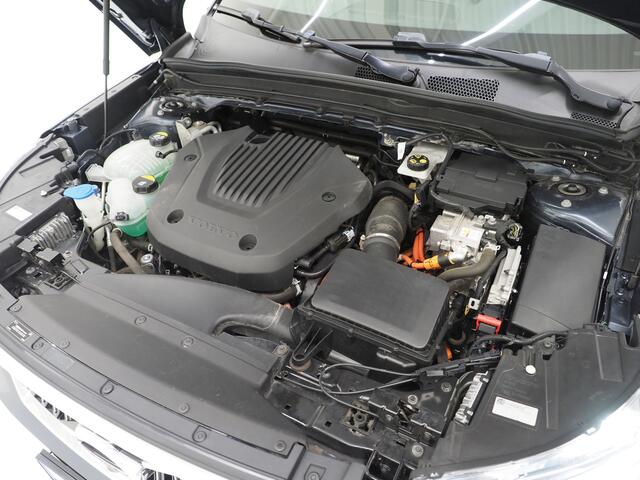 Volvo XC40 1.5 T5 Recharge Inscription | Panoramadak | Leder | 360 | Keyless | Trekhaak