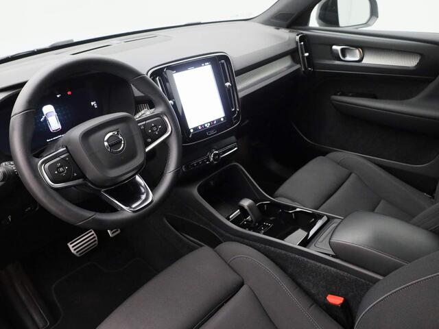 Volvo XC40 Recharge Plus | CAMERA | KEYLESS | STOEL- EN STUURVERW. | TREKHAAK