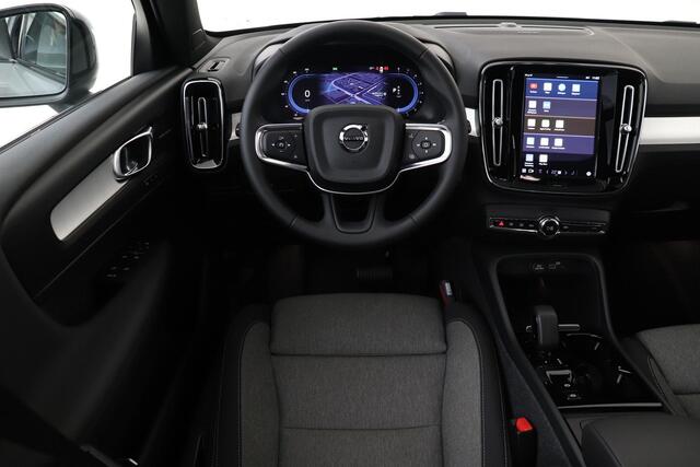 Volvo XC40 B4 (M-HYBRID) PLUS DARK |Panoramadak|Visual Park Assist