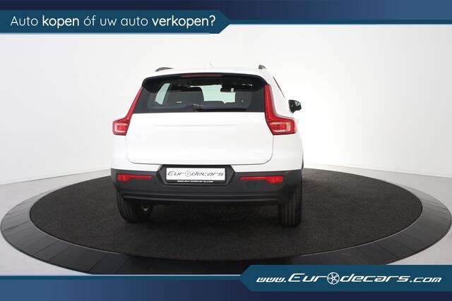 Volvo XC40 1.5 T2 Momentum*1ste Eigenaar*Parkassist*DAB*Trekhaak
