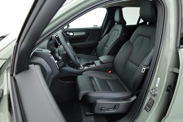 Volvo XC40 2.0 B3 Plus Dark | Navi | 360 Cam | Memory | CarPlay | H&K | Dodehoek