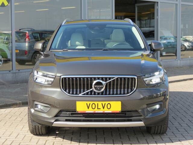 Volvo XC40 2.0 T4 AWD Inscription -190pk- Automaat | Four-C | Panoramadak | Harman Kardon | Rijklaarprijs incl 1 jaar Bovag garantie