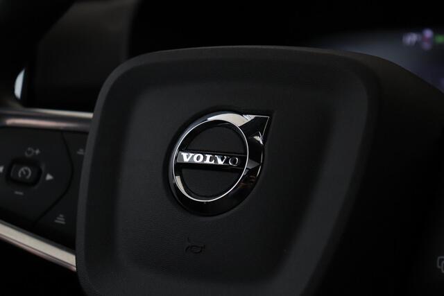 Volvo XC40 T4 RECHARGE PLUS BRIGHT -PANO.DAK|POWER-SEATS|HARMAN/KARDON|19"|CAMERA|BLIS