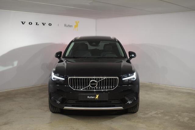 Volvo XC40 T4 211PK Automaat Recharge Inscription Expression / Navigatie / Cruisecontrol / Panoramadak / Stoelverwarming / Stuurverwarming / Elektrische Achterklep / Trekhaak /