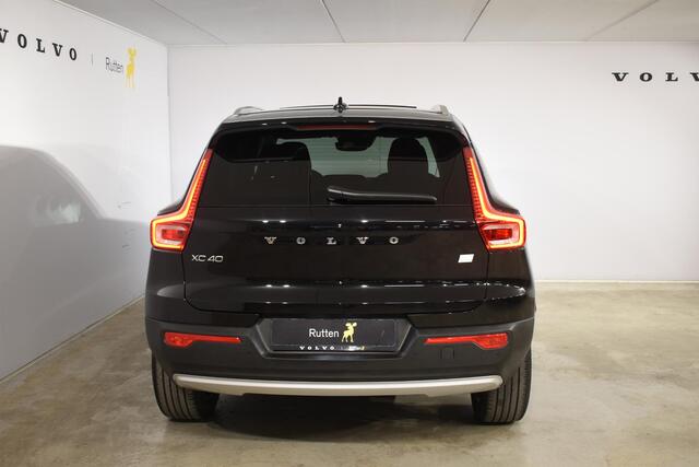 Volvo XC40 T4 211PK Automaat Recharge Inscription Expression / Navigatie / Cruisecontrol / Panoramadak / Stoelverwarming / Stuurverwarming / Elektrische Achterklep / Trekhaak /